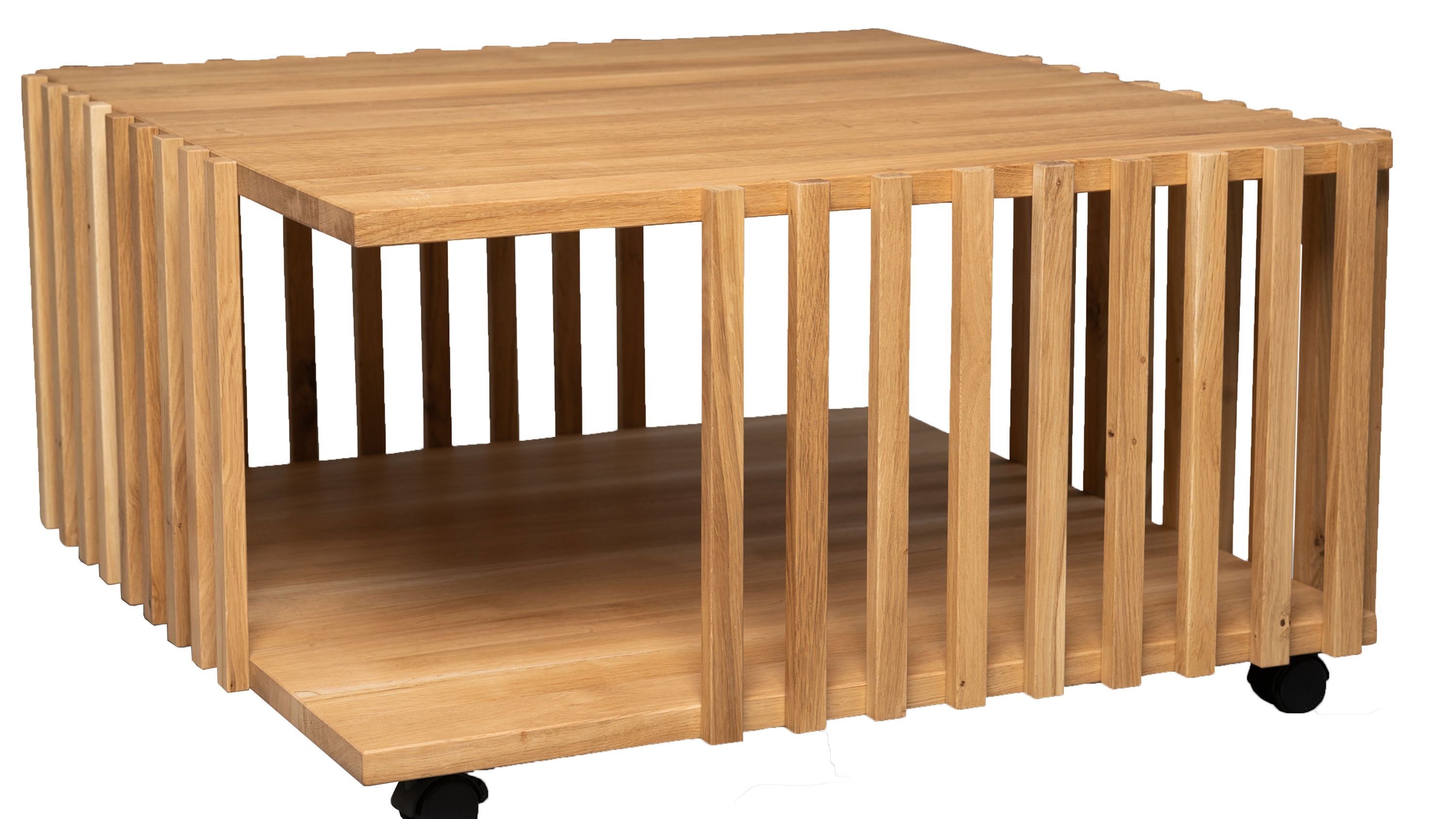 Quadratischer Couchtisch mit offenem Gestell aus hellbraunem Holz und Rollen