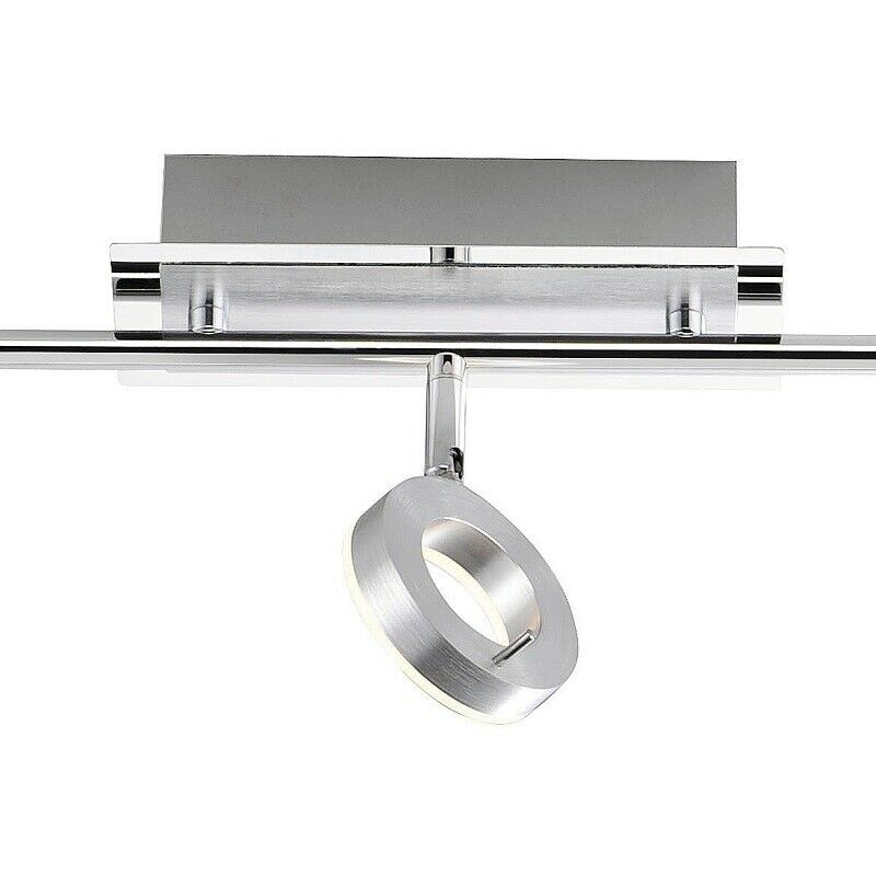 Moderne Deckenlampe mit beweglichen Lichtquellen  auf weißem Hintergrund