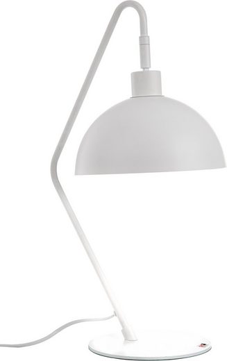 Weiße Schreibtischlampe mit gebogenem Standfuß und kuppelförmigem Schirm, seitlich fotografiert