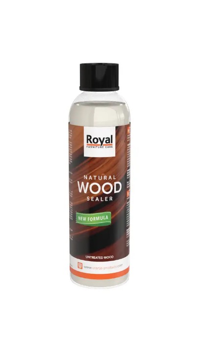 Flasche Oranje Royal Natural Wood Sealer mit schwarzem Deckel Etikett Natural Wood Sealer vor Holzstruktur frontal