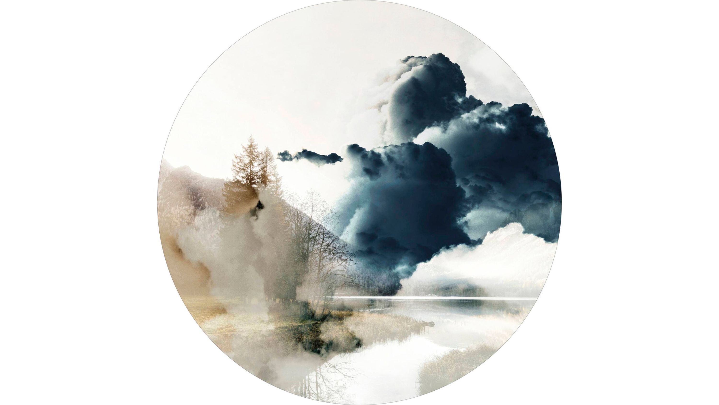 Runder Kunstdruck mit Landschaftsmotiv Wolken und Bäumen in Blau- und Brauntönen
