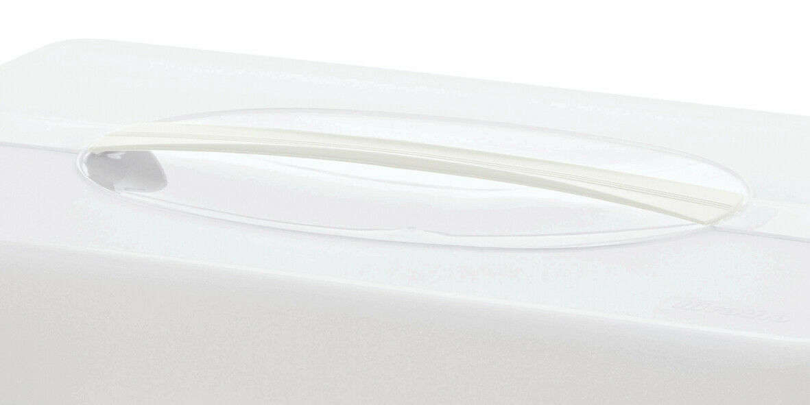 Detailansicht des weißen Tragegriffs auf dem Deckel einer Kuchenbox  leicht transparent mit sanfter Wölbung
