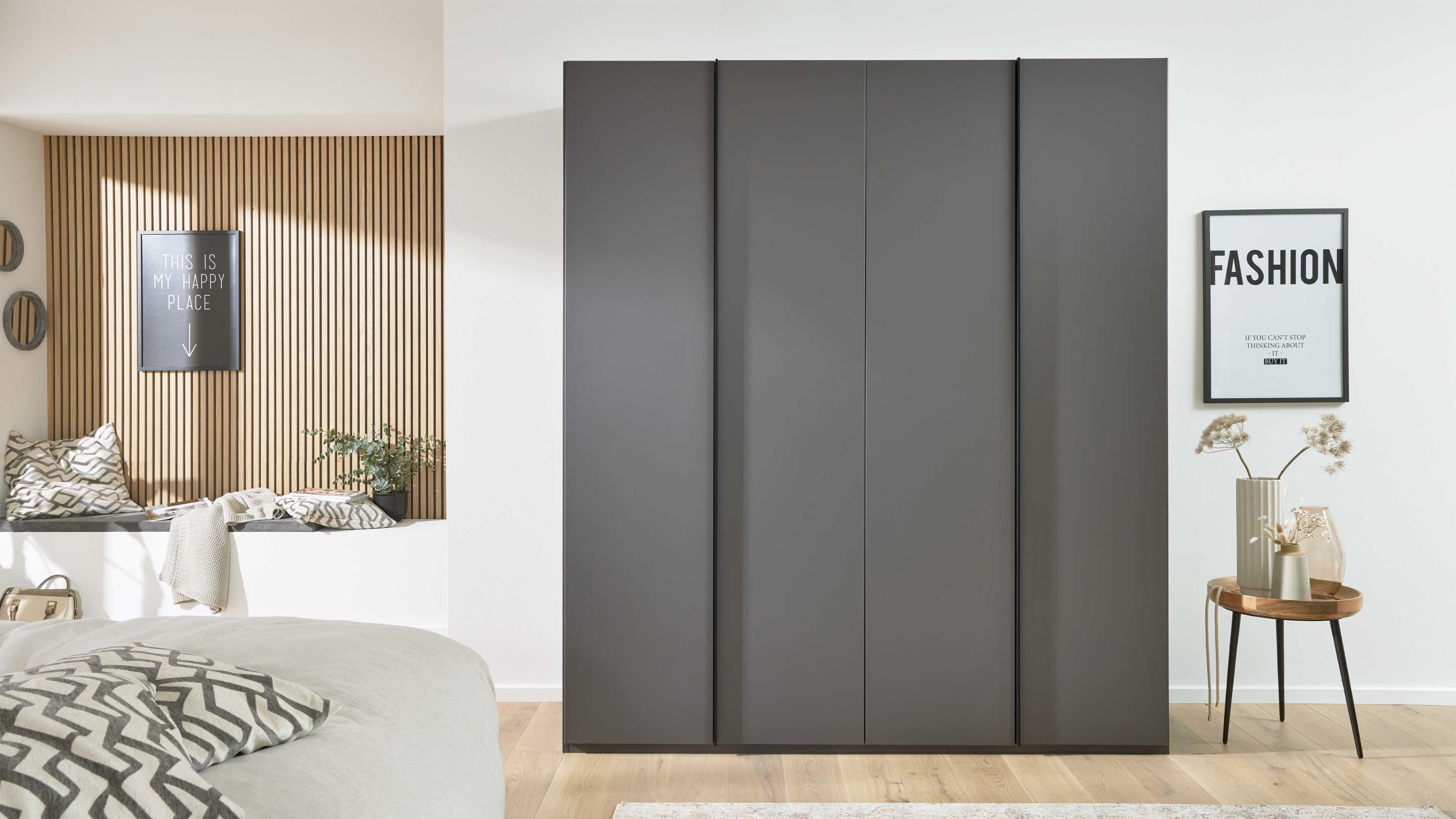 Interliving Kleiderschrank Serie 1207  Kleiderschrank 98200 Manhattan - vier Türen, Breite ca. 200 cm
