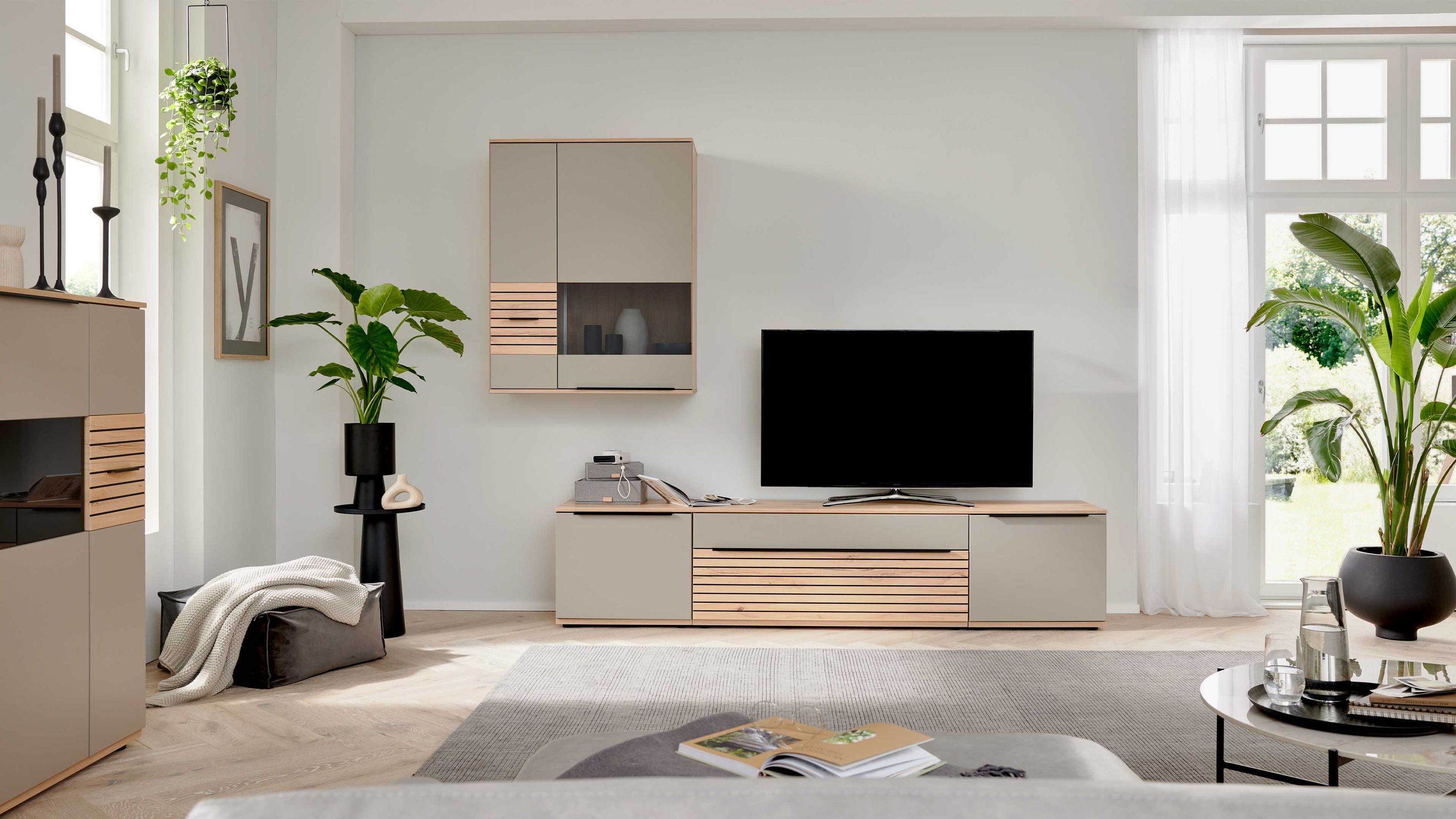 Interliving Wohnzimmer Serie 2032 - Wohnwand EB27001 Grau & Balkenbuche - Länge ca. 270 cm