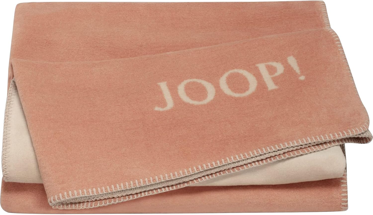 Kuscheldecke von JOOP! Gefaltete zweiseitige Kuscheldecke mit Logo eine Seite braun andere beige frontal von erhöhter Position