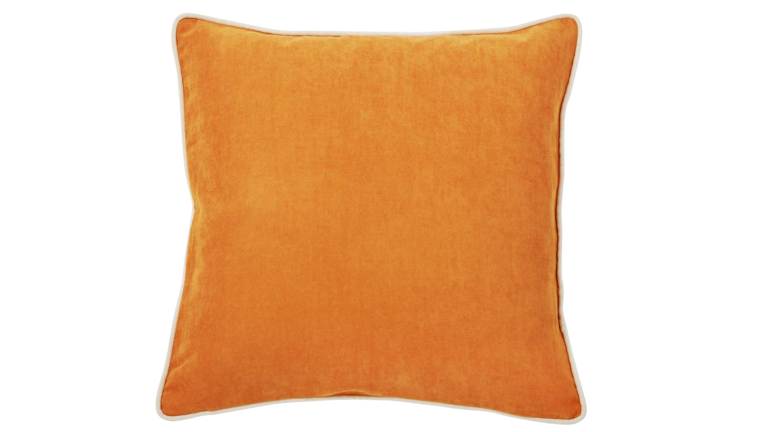 Quadratische Kissenhülle in orange mit weichem Veloursbezug