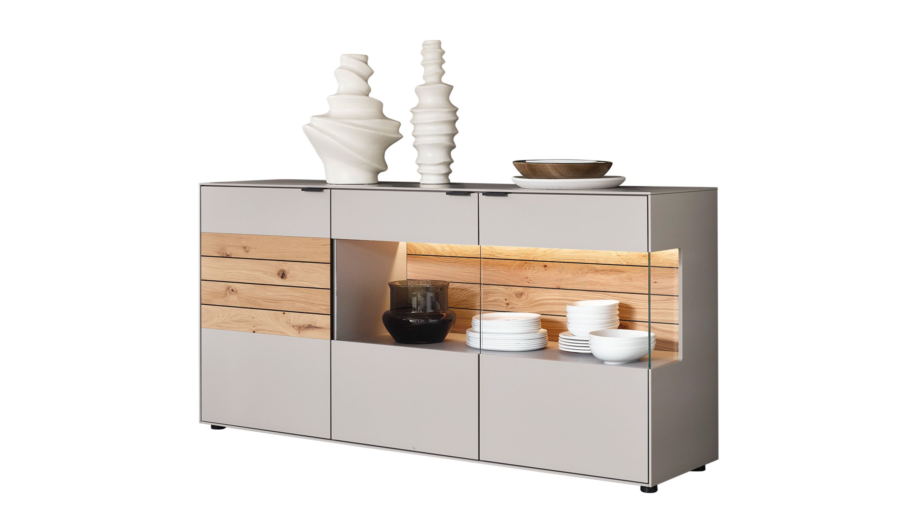 Sideboard mit drei Türen in samtgrauem Lack und Balkeneiche mit offenem Fach und Beleuchtung