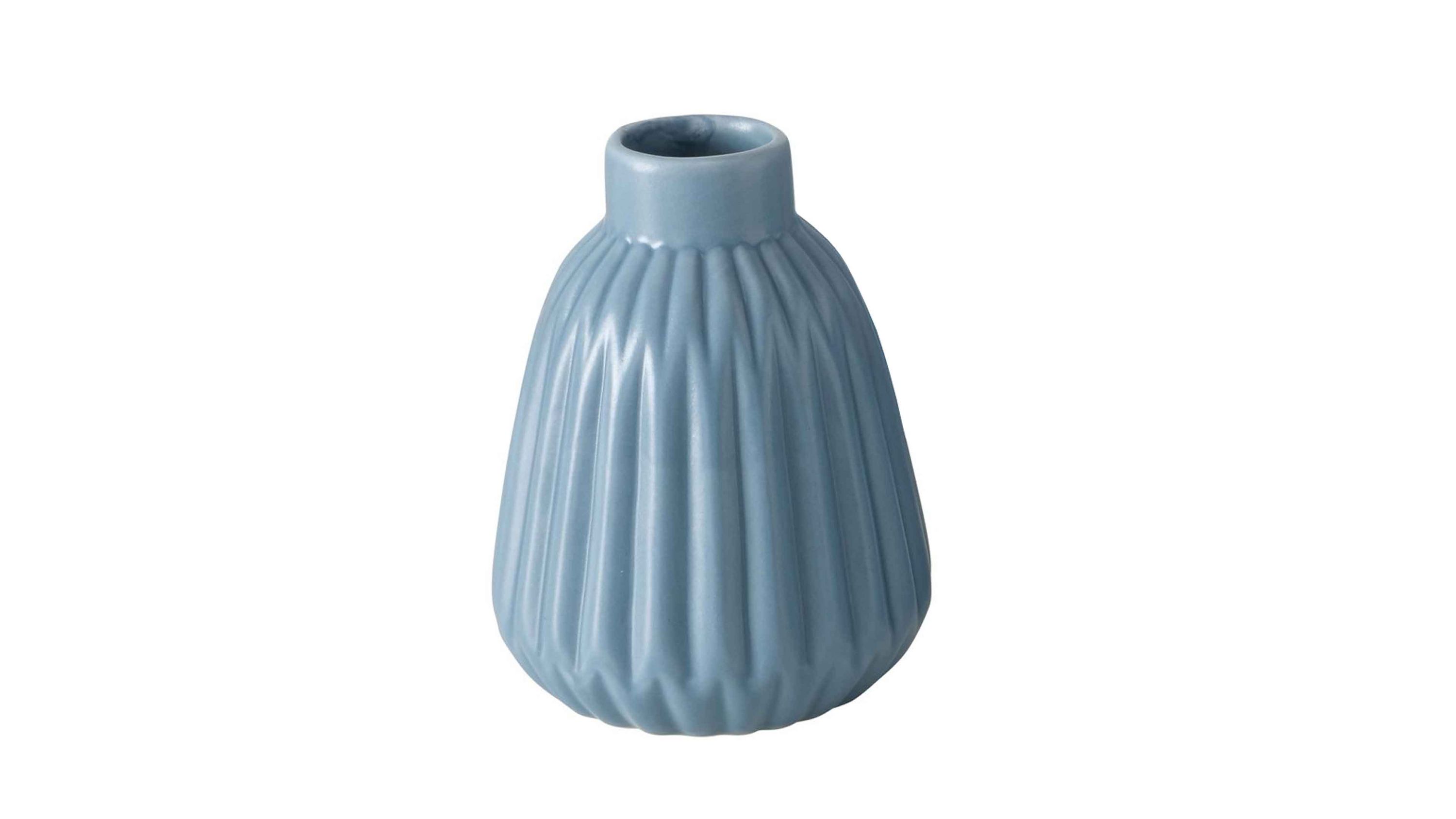 Mattblaue Vase mit geriffelter Oberfläche und schmalem Hals