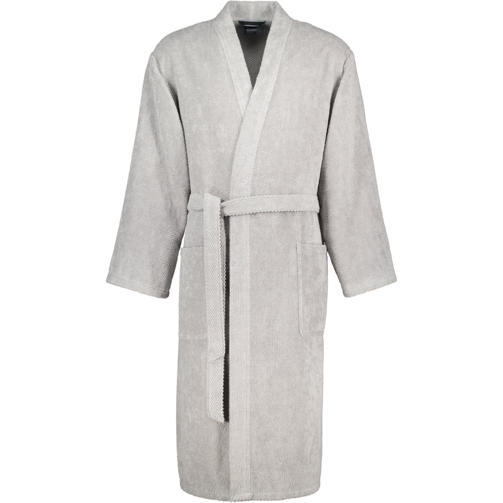 Herren-Bademantel im Kimono-Stil grau mit Gürtel und langen Ärmeln  aufgenommen frontal auf weißem Hintergrund