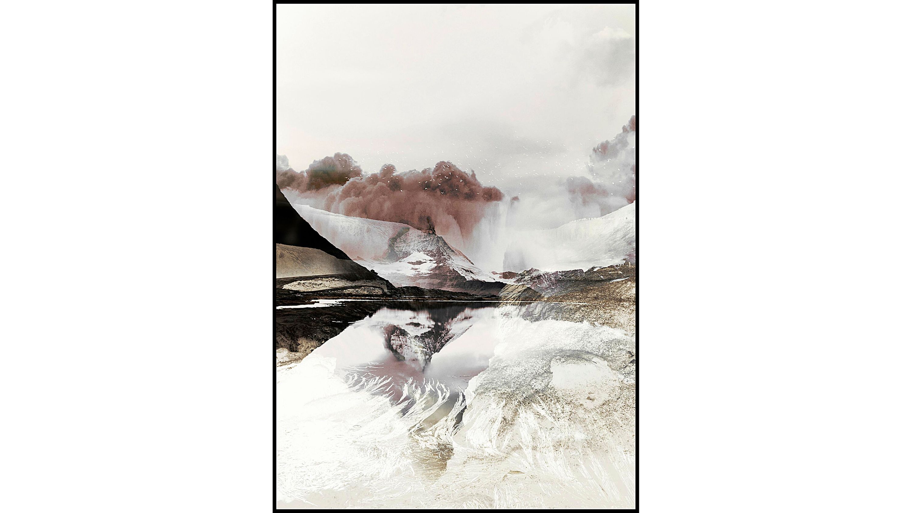Poster mit Naturmotiv in Braun- und Grautönen mit schwarzem Rahmen