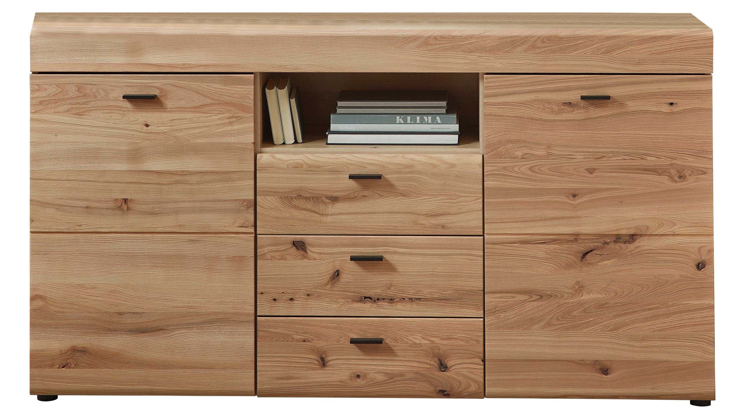 Sideboard aus Holz mit zwei Türen drei Schubladen und offenem Fach mit Büchern