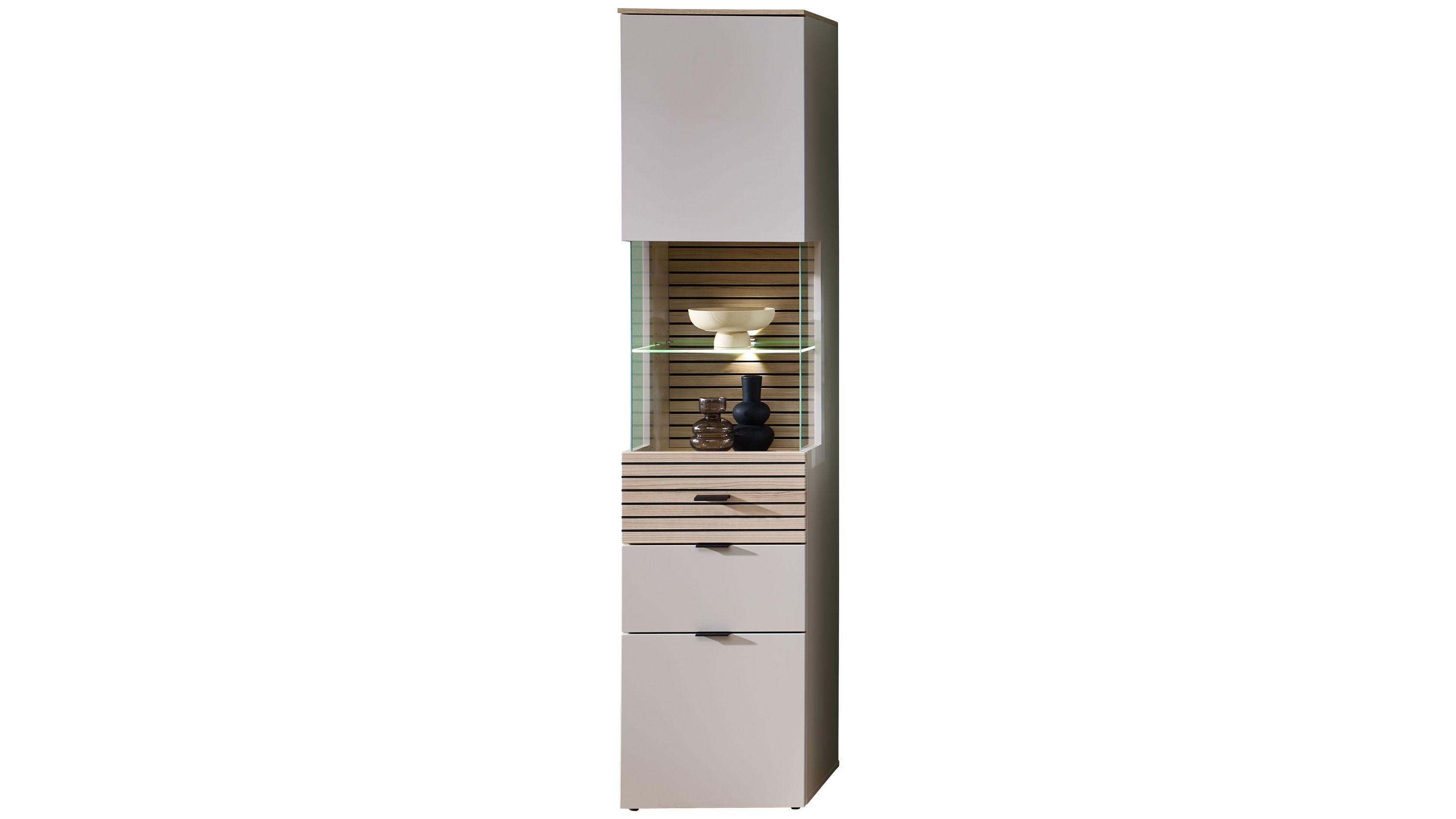 Hohe Vitrine mit Beleuchtung und Holzrückwand Hohe Vitrine mit Beleuchtung zwei Türen eine Glasablage und ein Schubfach in heller Farbe mit Holzrückwand