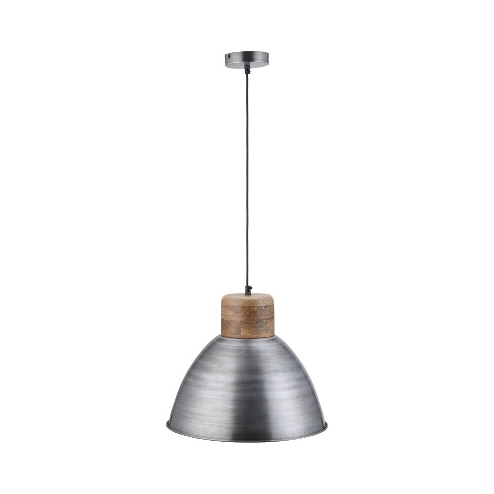 Moderne Pendelleuchte mit Metall und Holz Pendelleuchte mit konischem Metallschirm und Holzdetail, hängt an dünner Stange von Deckenhalterung.