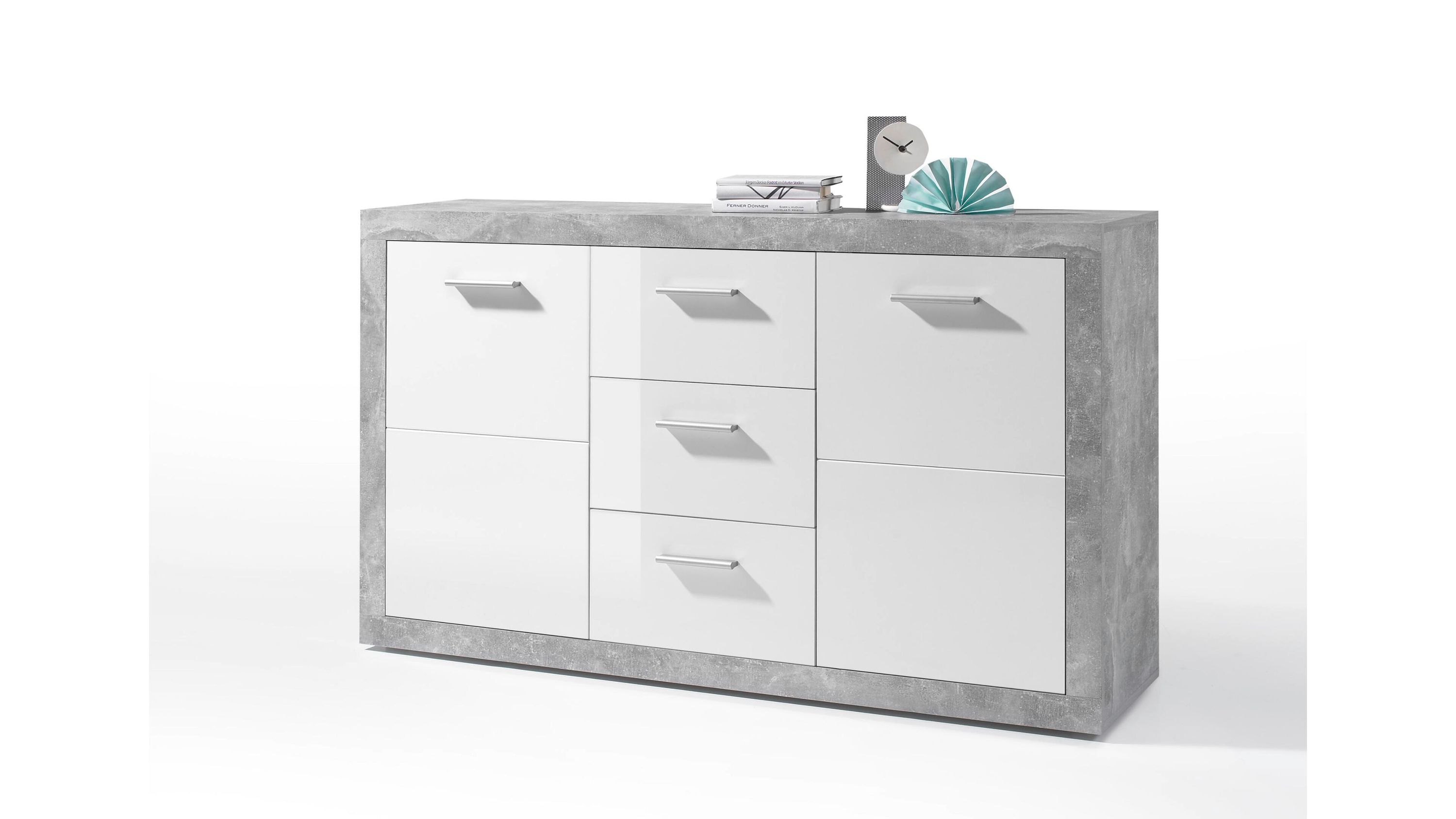Sideboard mit zwei Türen und drei Schubladen in Beton und Weiß Sideboard mit betonfarbener Umrahmung weißen Türen und drei weißen Schubladen in der Mitte