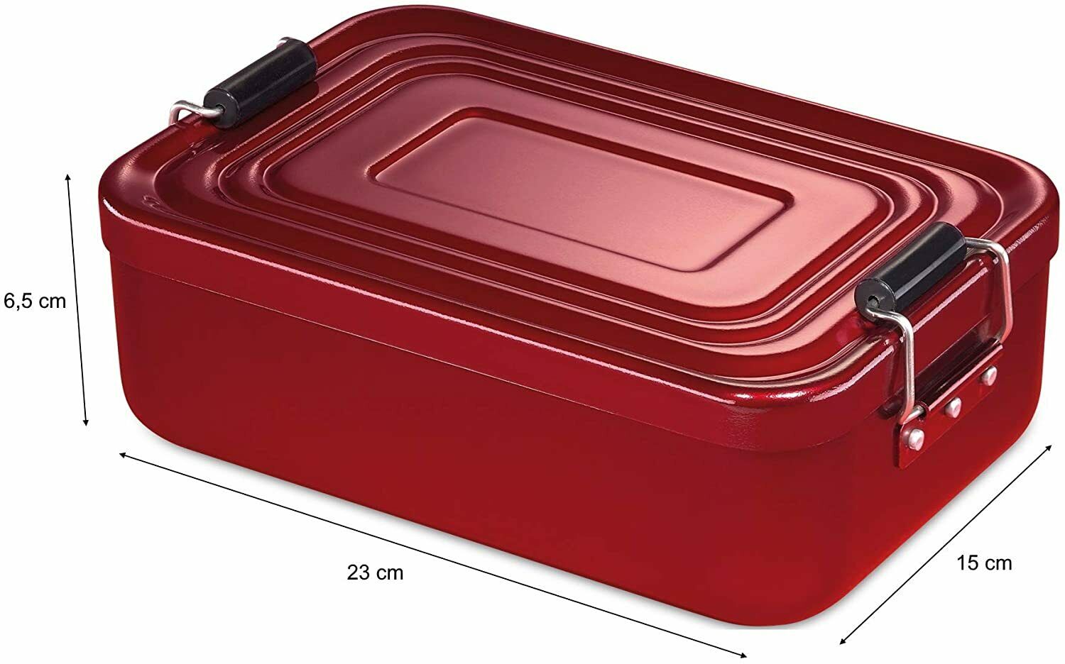 rote aluminium lunchbox mit deckel und maßen 6,5 × 23 × 15 cm Roter rechteckiger Behälter mit Deckel und schwarzen Griffen, Maße: 6,5 × 23 × 15 cm, frontal aufgenommen