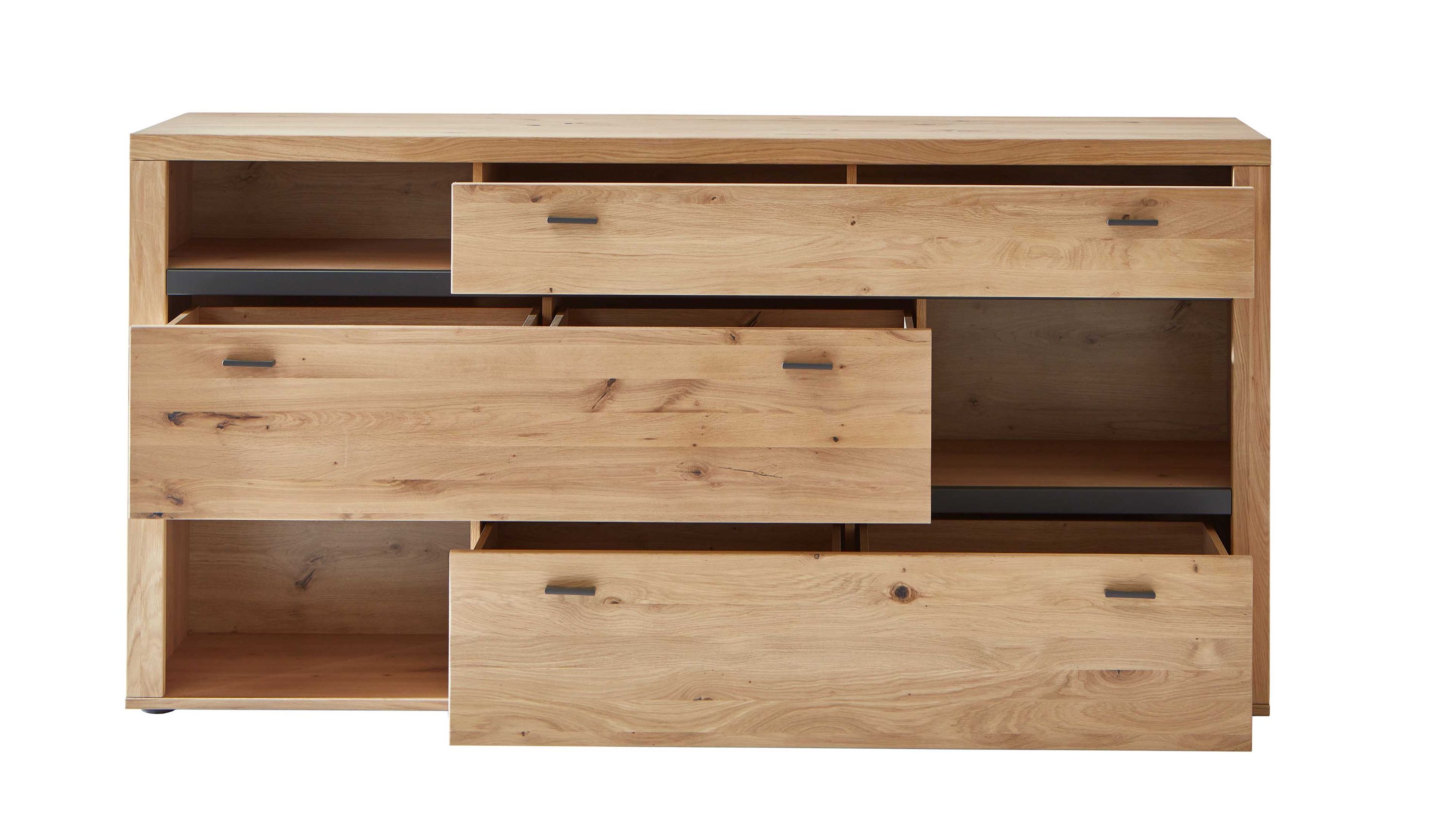 Sideboard mit Schubladen und offenen Fächern in Holzoptik und Grau Sideboard mit drei geöffneten Schubladen und offenen Fächern in Holzoptik und grauen Einsätzen