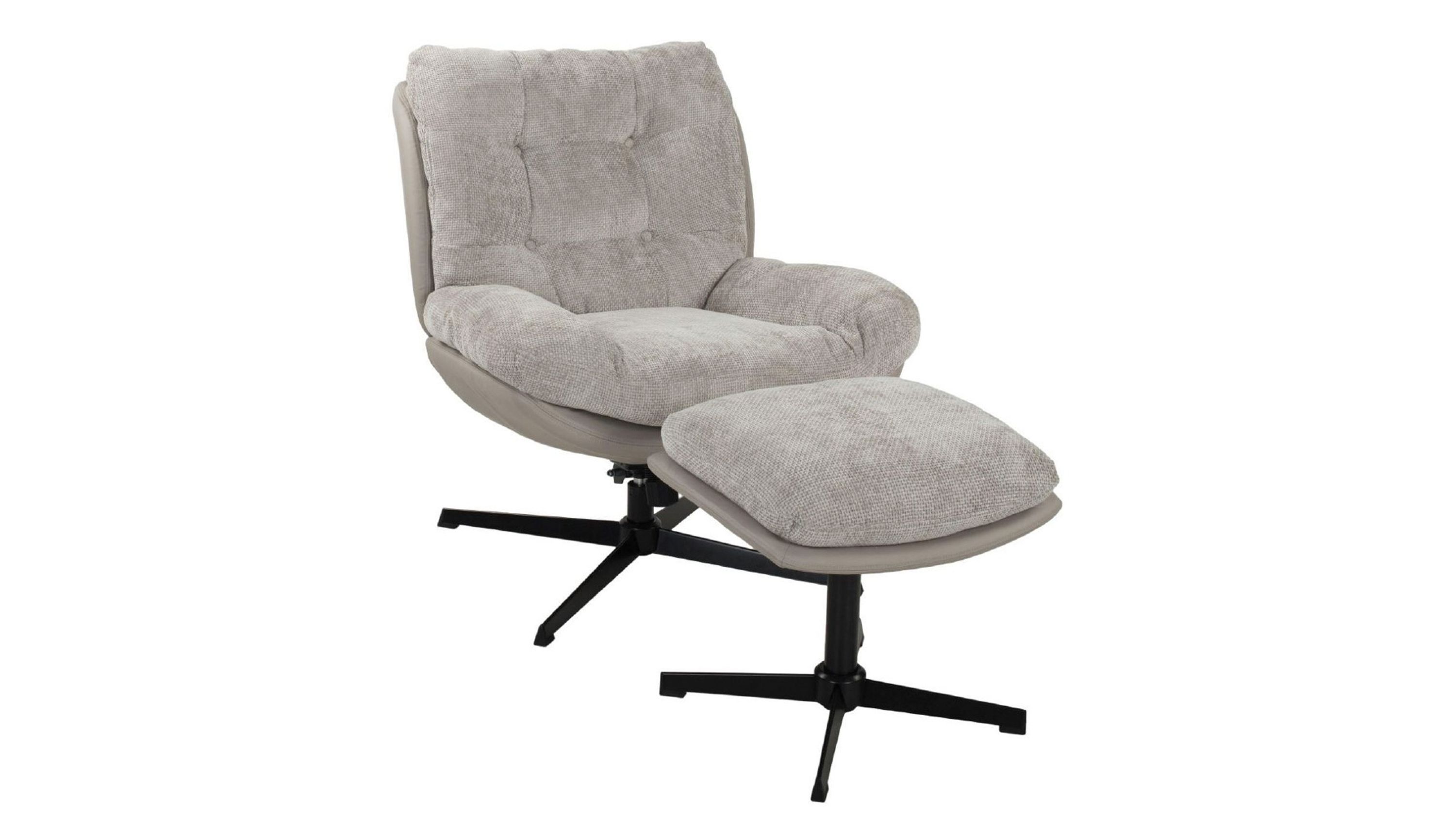 Relaxsessel mit Hocker in sandfarben und schwarzem Sternfuß Relaxsessel mit gepolstertem Sitz und Rückenlehne in sandfarbener Chenille mit passendem Hocker und mattschwarzem Sternfuß