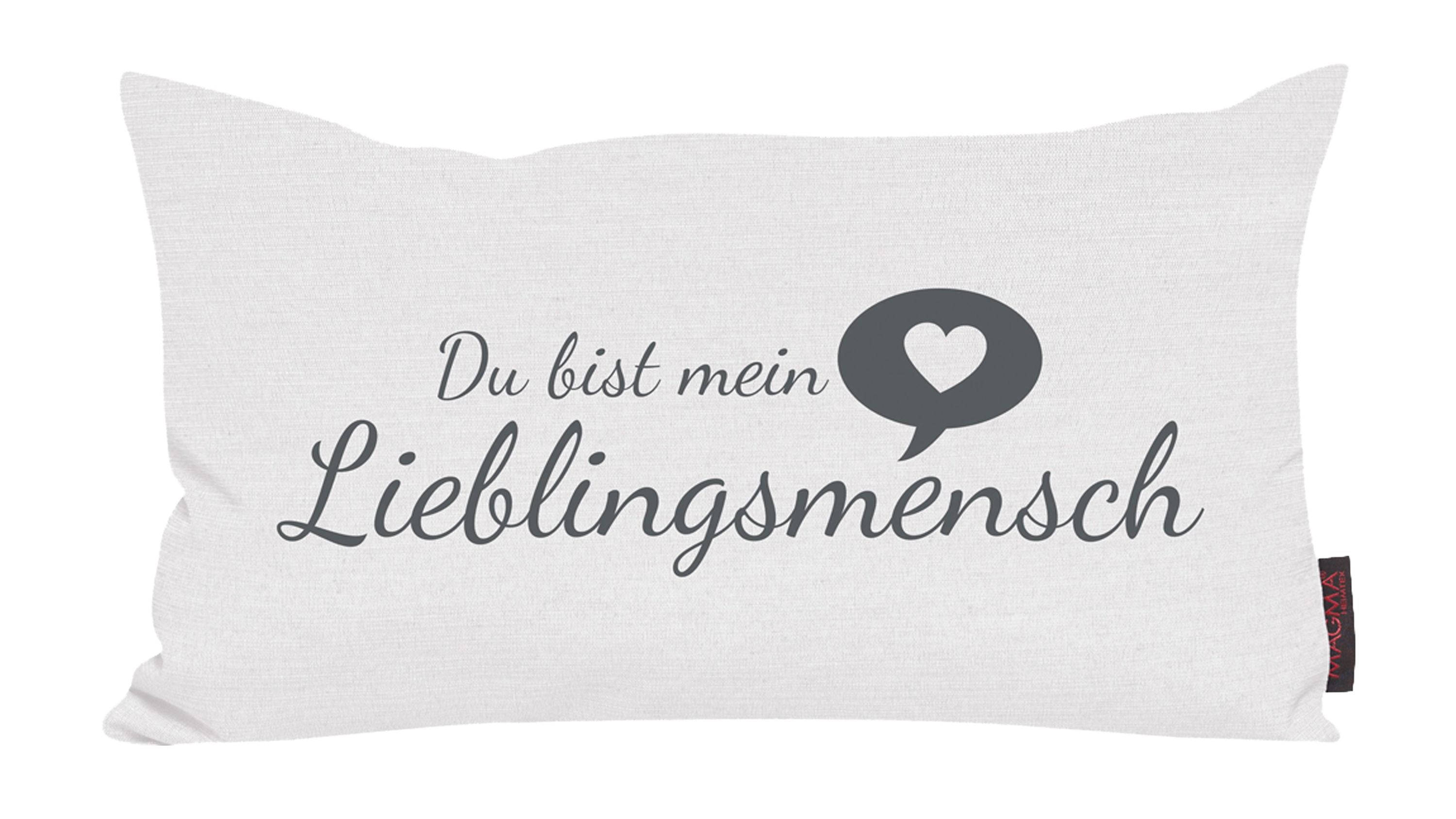 Rechteckiges weißes Kissen mit schwarzem Schriftzug und Herzsymbol