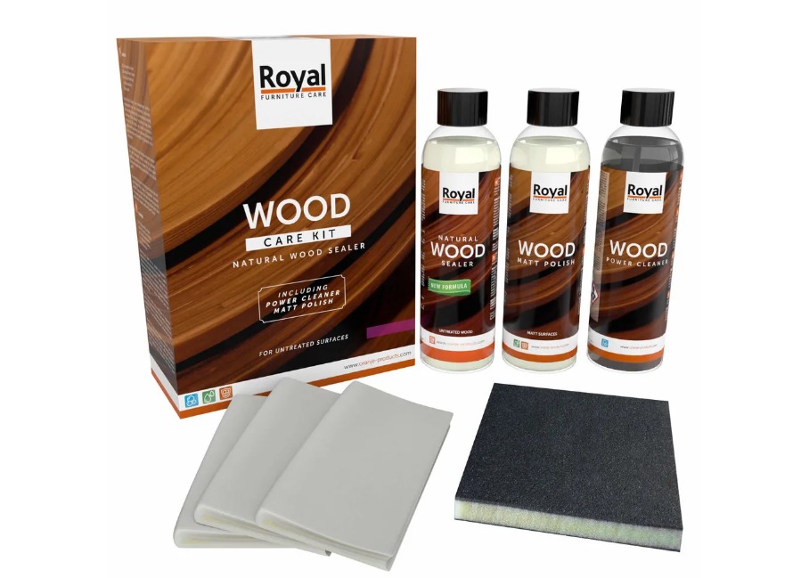 Holzpflege-Set Oranje Royal mit drei Flaschen Box mit Produktaufschrift drei Tücher schwarzes Schleifpad frontal