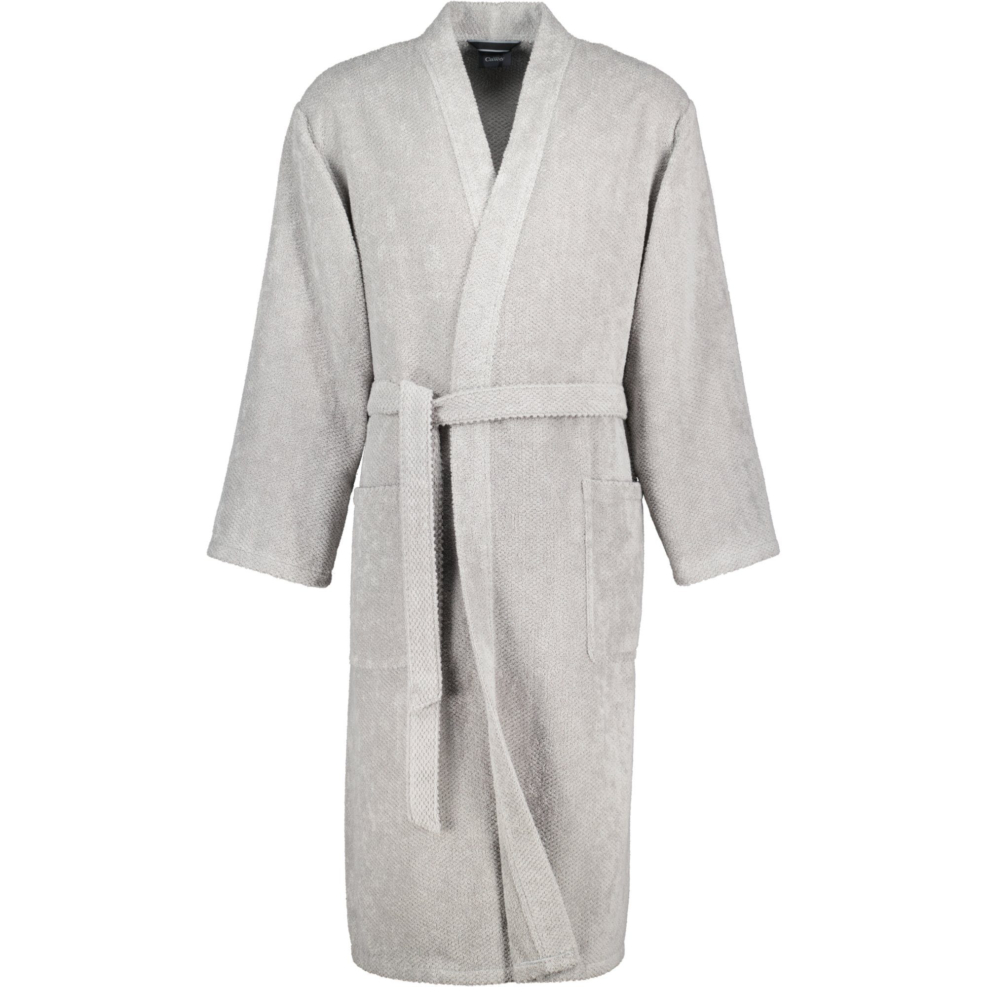 Herren-Bademantel im Kimono-Stil grau mit Gürtel und langen Ärmeln  aufgenommen frontal auf weißem Hintergrund