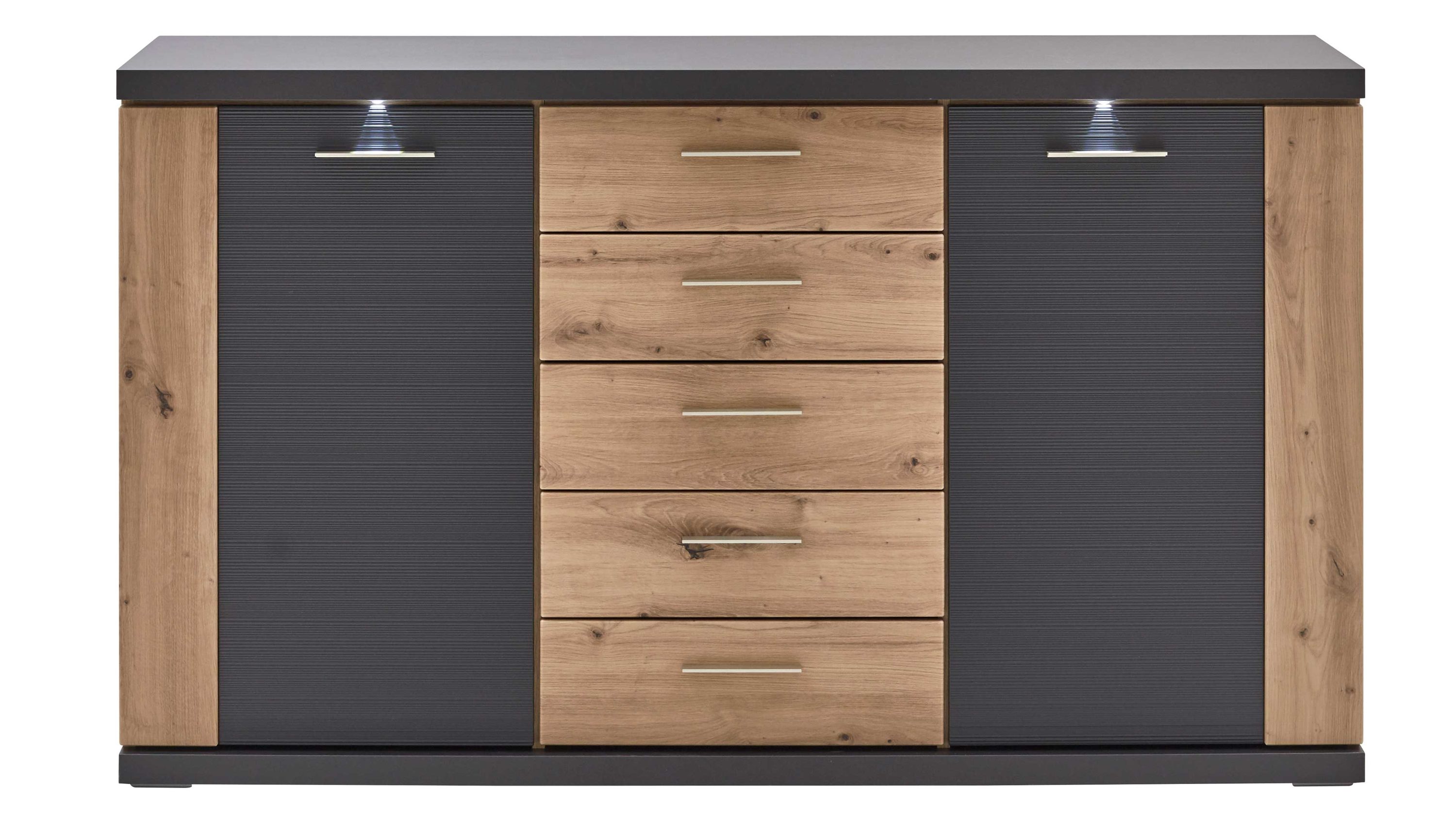 Sideboard mit zwei grauen Türen und fünf Schubladen in Holzoptik mit Metallgriffen