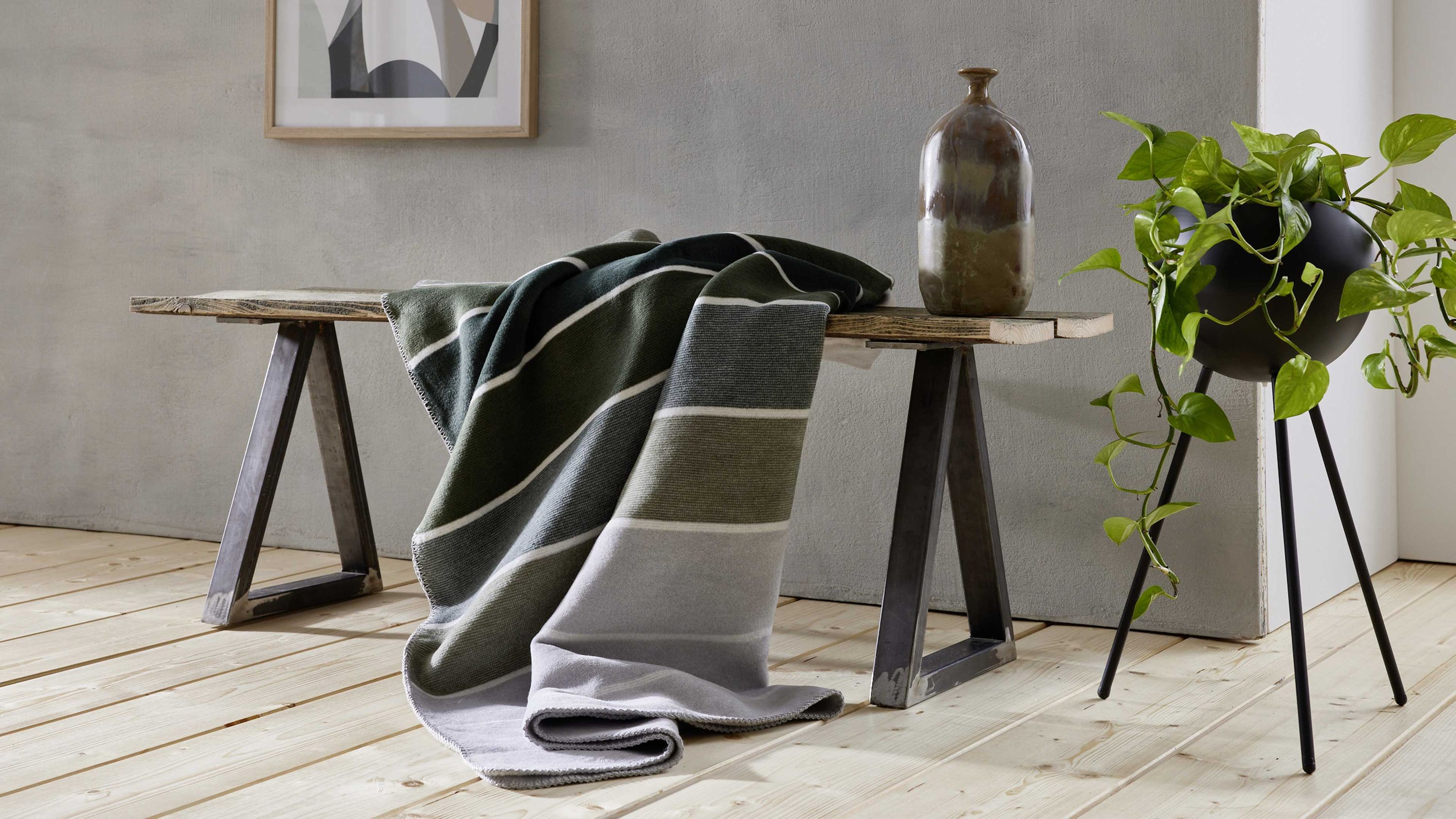 Interliving Wohndecke Serie 9114 Horizon Green  ca. 150 x 200 cm