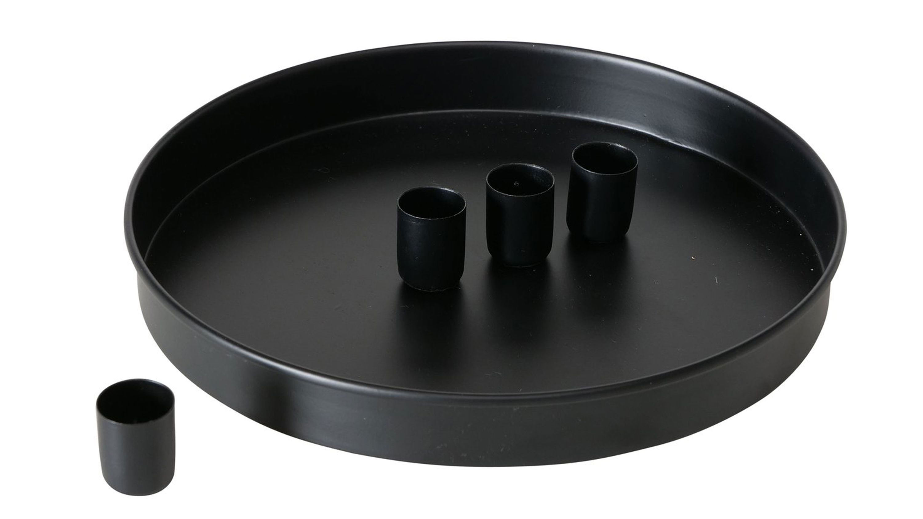 Rundes schwarzes Kerzentablett mit vier Kerzenhaltern Rundes schwarzes Tablett mit drei integrierten Kerzenhaltern und einem zusätzlichen Kerzenhalter daneben