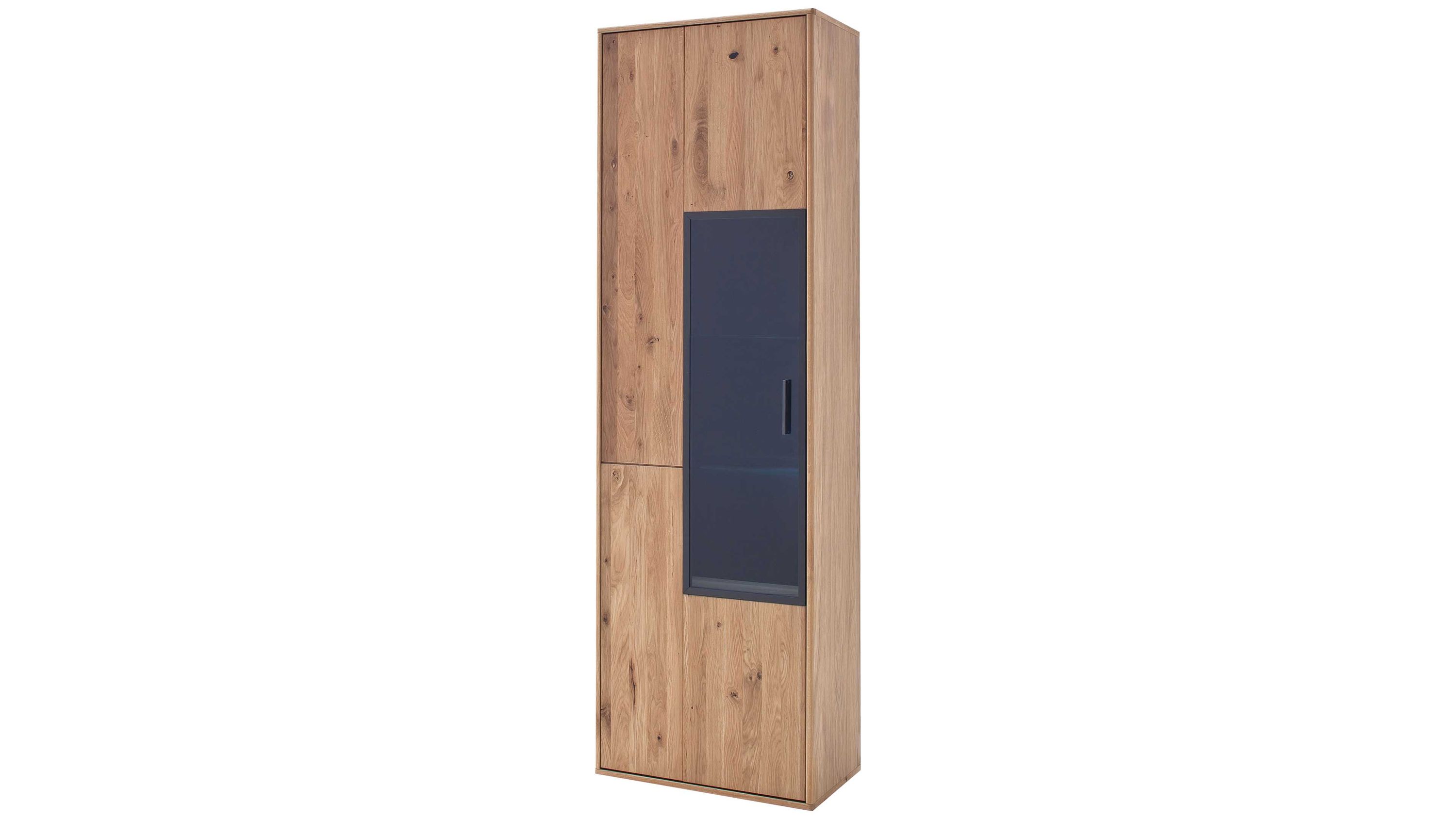 Hohe Vitrine mit einer Tür aus Holzoptik und anthrazitfarbenem Glaseinsatz