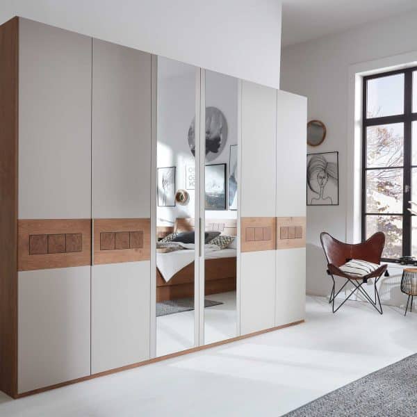 Interliving Schlafzimmer Serie 1022 - Kleiderschrank 6063