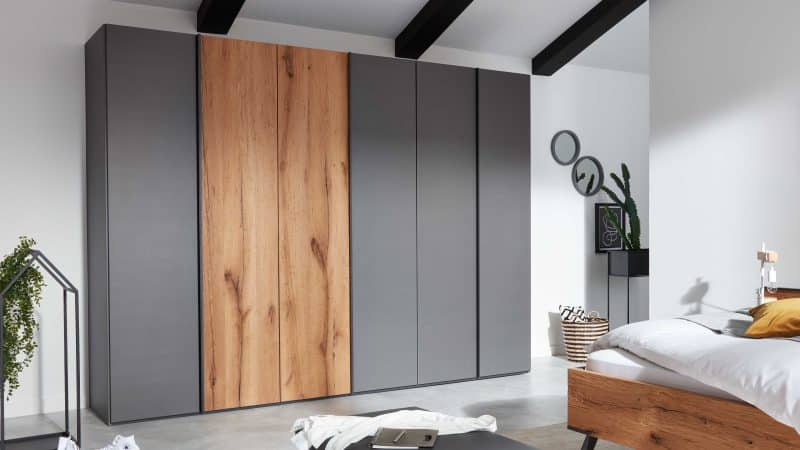 Interliving Schlafzimmer Serie 1025 - Kleiderschrank 530062