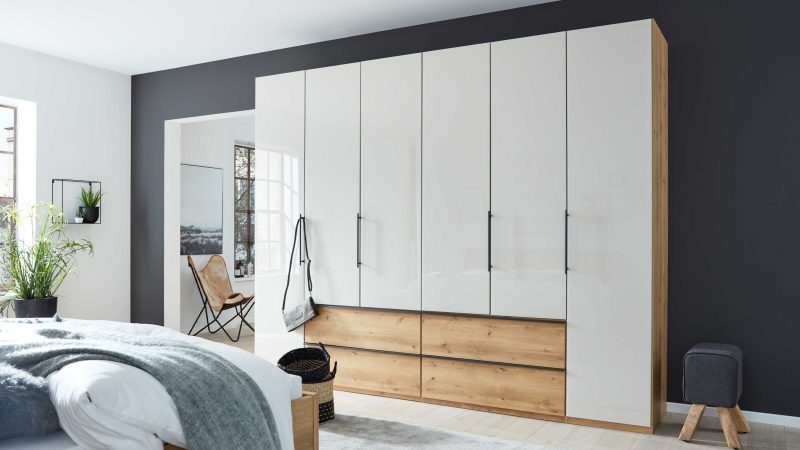 Interliving Kleiderschrank Serie 1205 - Kleiderschrank 468