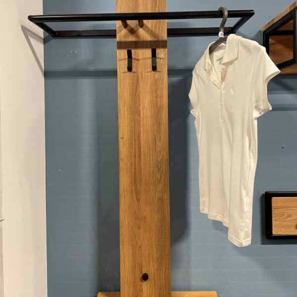 Garderobe 721030 Singapur