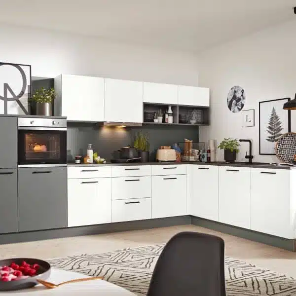 Interliving Küche Serie 3032 mit privileg Einbaugeräten