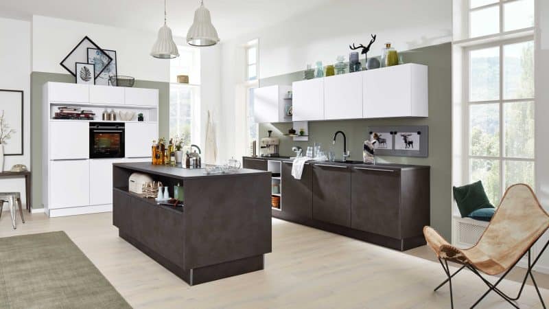 Interliving Küche Serie 3011 mit SIEMENS Einbaugeräten