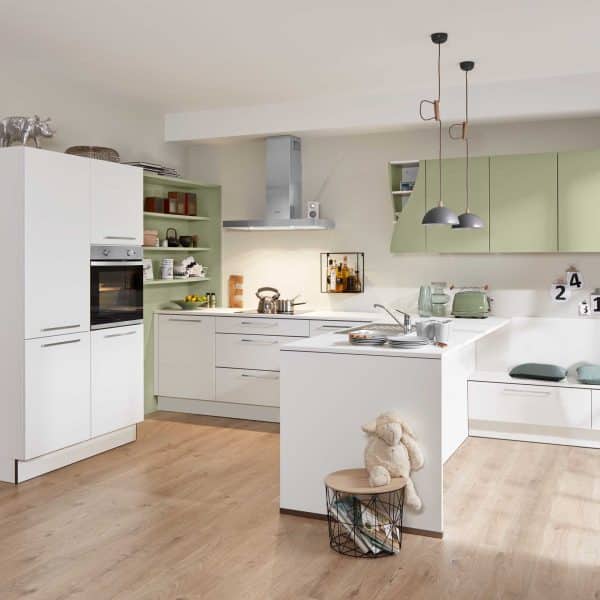 Interliving Küche Serie 3010 mit privileg Einbaugeräten