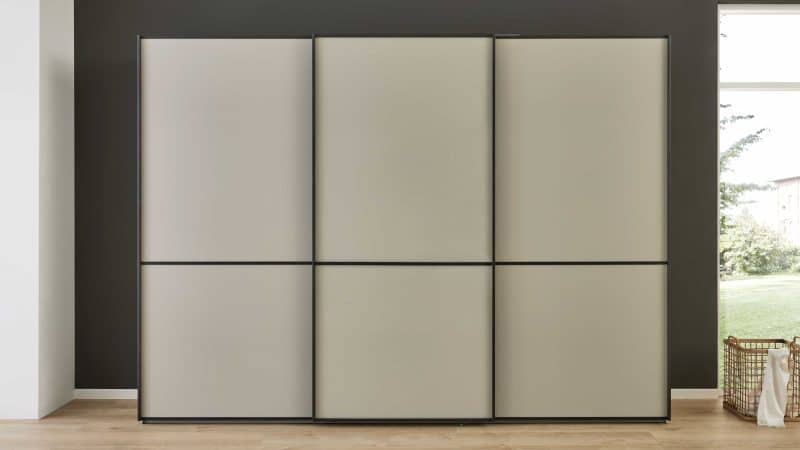 Interliving Kleiderschrank Serie 1205 - Schwebetürenschrank 637