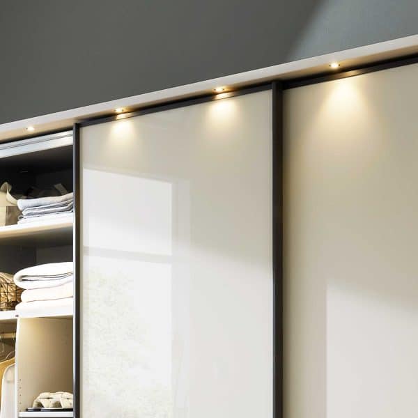 Interliving Kleiderschrank Serie 1205 - Passepartoutrahmen 732