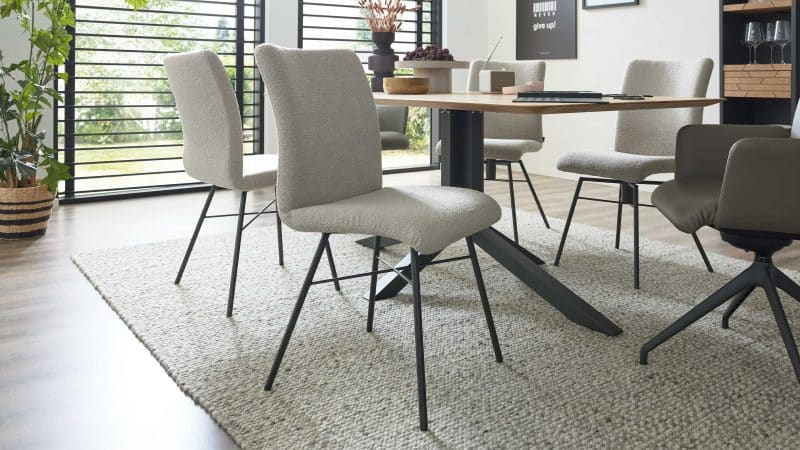 Interliving Esszimmer Serie 5115 - Vierfußstuhl Vive Four V12