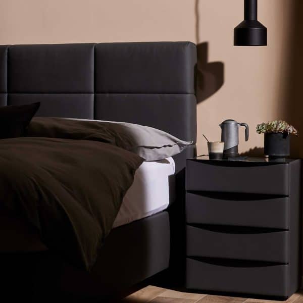Interliving Boxspringbett Serie 1402 - Nachtkommode 64