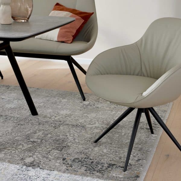 Interliving Esszimmer Serie 5115 - Armlehnstuhl Ravi Stativ R23L