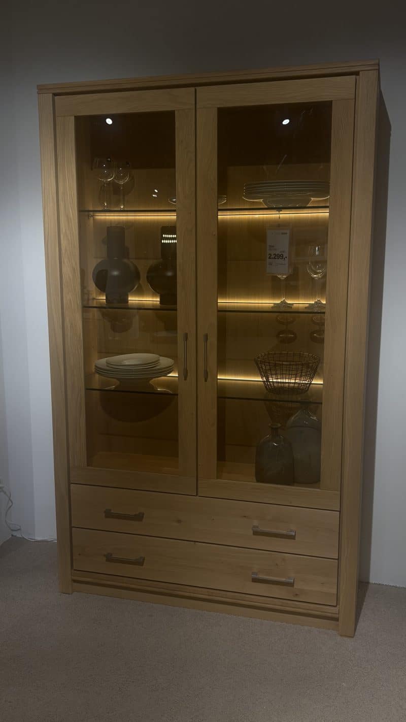 Vitrine Aruna Arumo