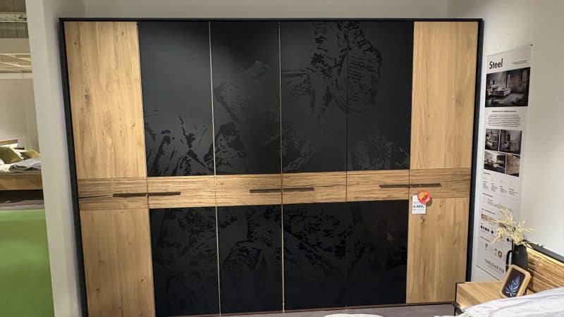 Kleiderschrank Steel