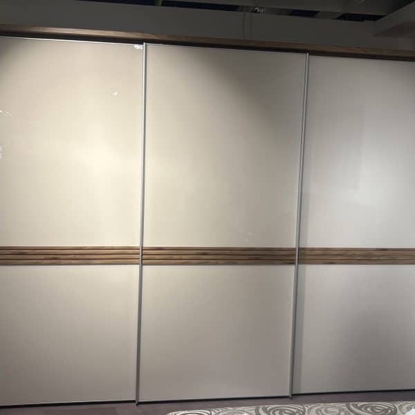 Schwebetürenschrank Kiel